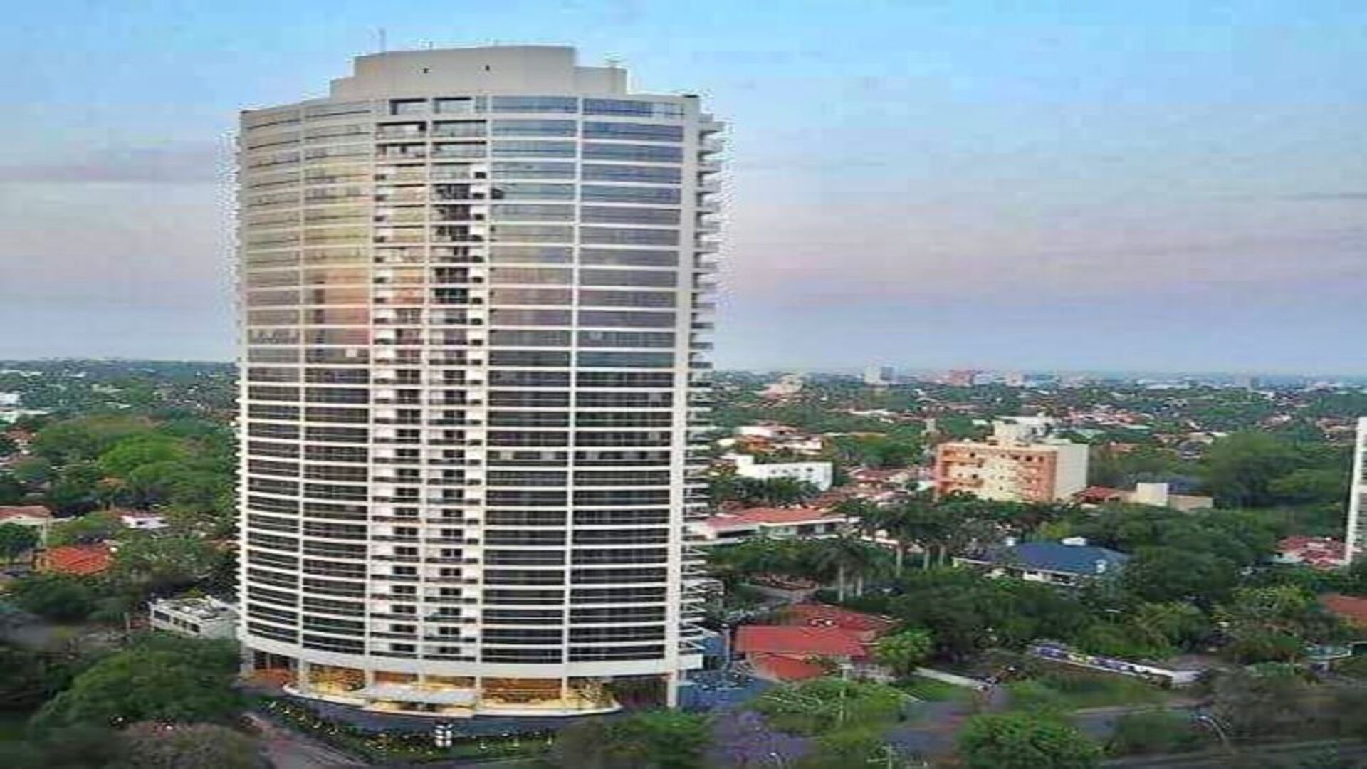Edificio THE TOWER